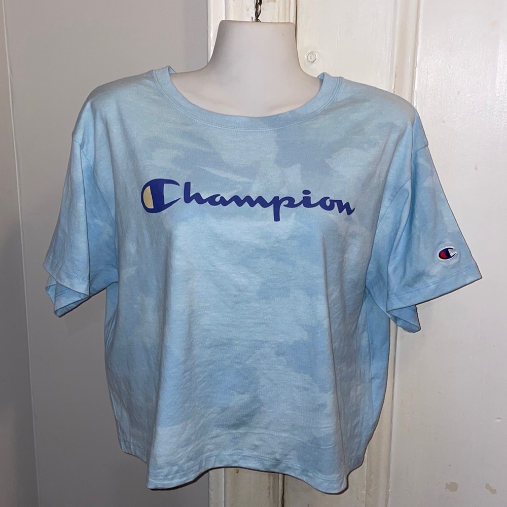 Champion Cropped Baby Blue Bleach Tie Dye Tee Size L
